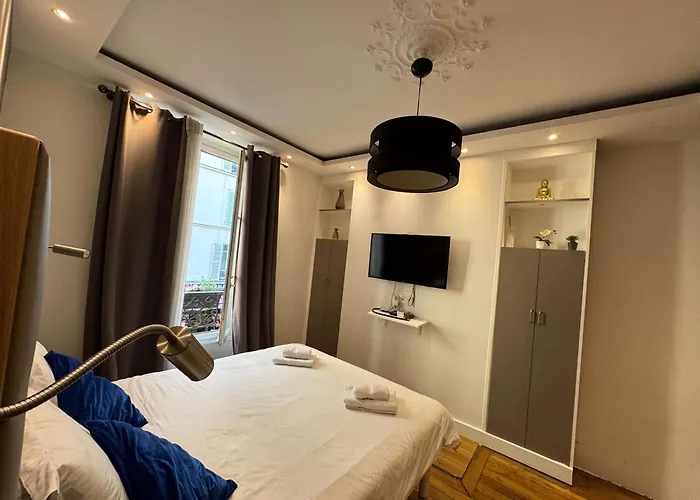 Le Reflet Du Rocher, à Deux Pas De L'arc Appartement *