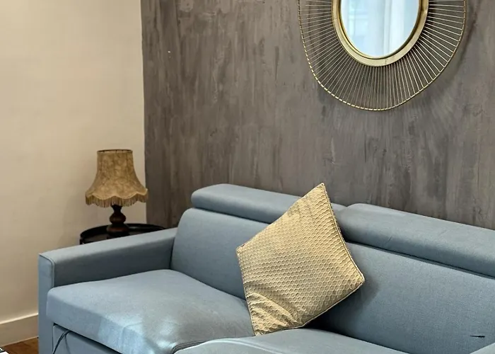 Le Reflet Du Rocher, à Deux Pas De L'arc Appartement