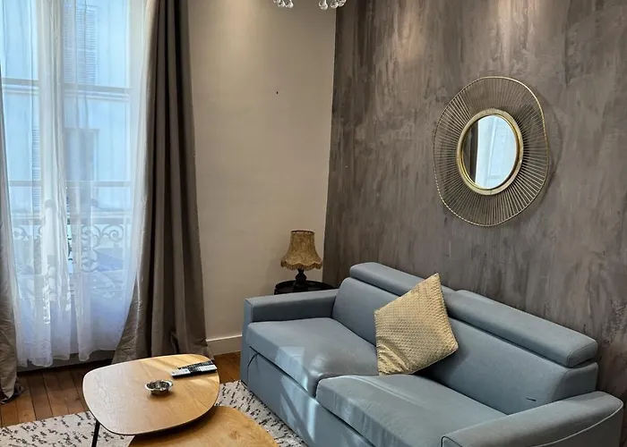 Le Reflet Du Rocher, à Deux Pas De L'arc Paris